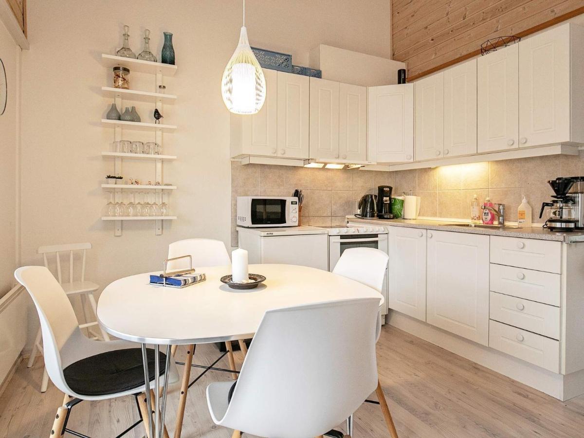 4 Person Holiday Home In R Sk Bing Ærøskøbing Extérieur photo