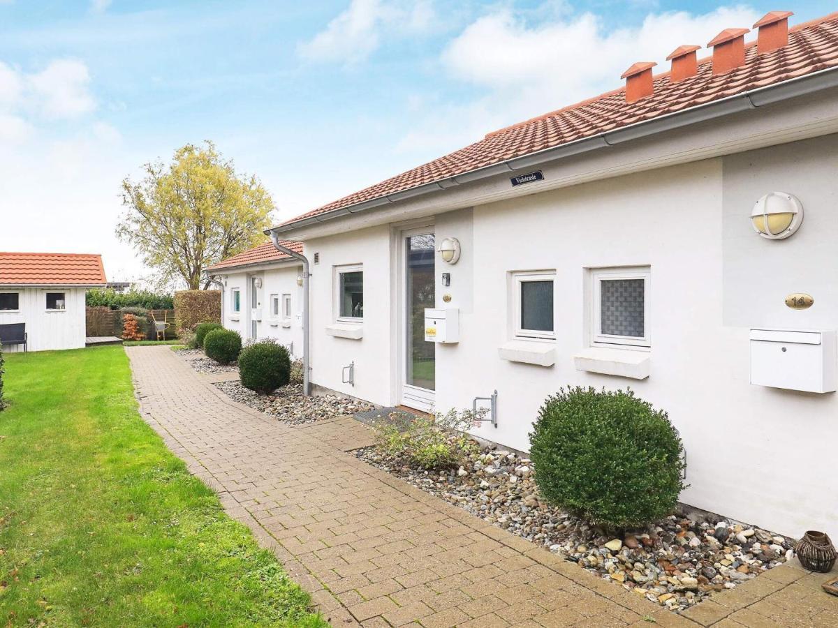 4 Person Holiday Home In R Sk Bing Ærøskøbing Extérieur photo