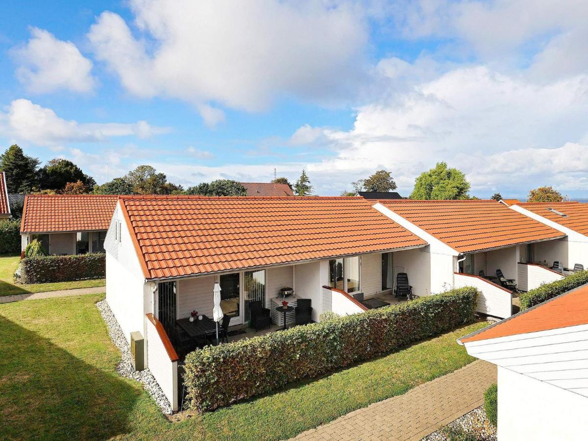 4 Person Holiday Home In R Sk Bing Ærøskøbing Extérieur photo